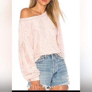 WE THE FREE Milan Layering Crush Velvet Blush Off-Shoulder Oversized Sweater XS